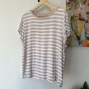 Soft and sexy AE tee
